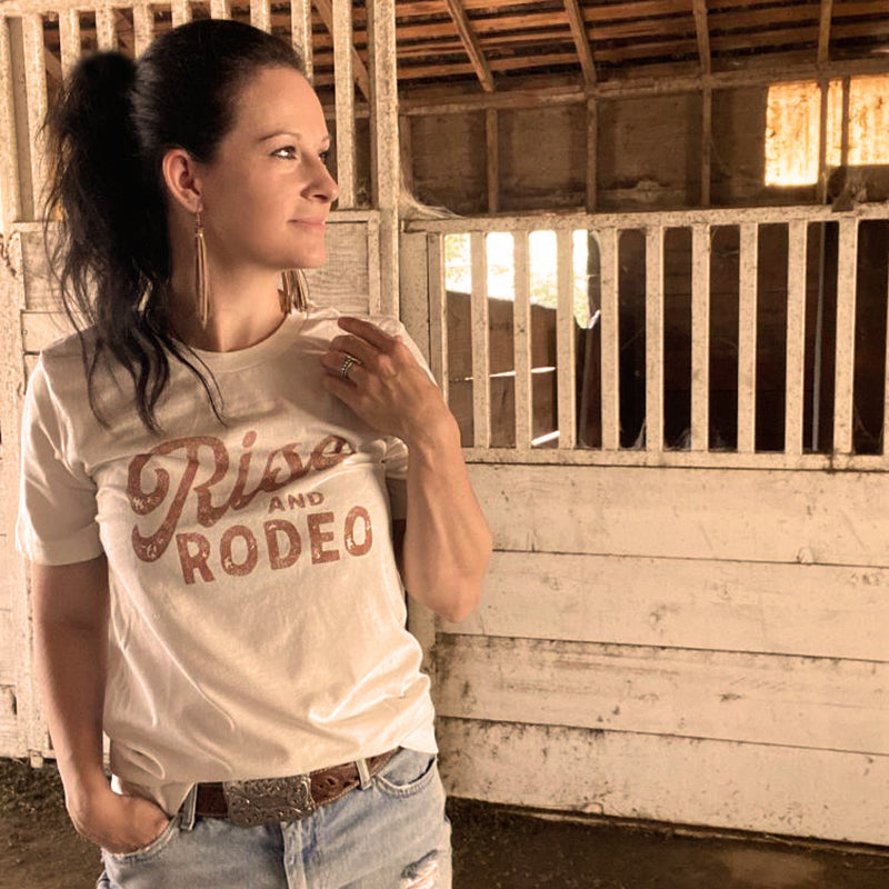 RISE & RODEO TEE