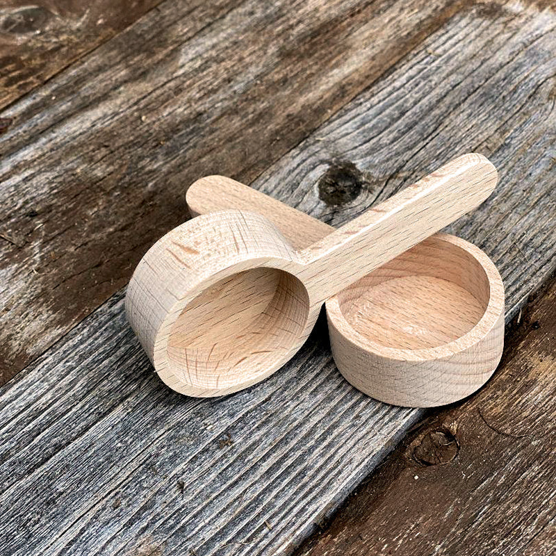 ROUND WOODEN SCOOP