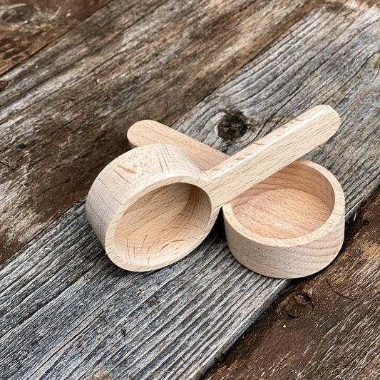 ROUND WOODEN SCOOP
